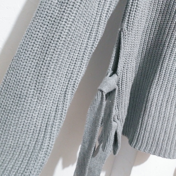 Ugg Ceanne Turtle neck sweater 

Size S - Picture 10 of 11